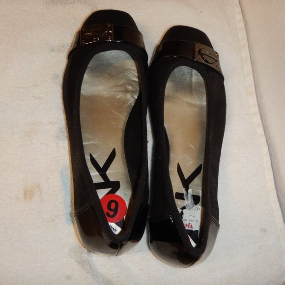 Anne Klein Uplift Flat Size 6M Black - Picture 7 of 7